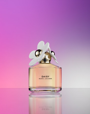 Marc Jacobs Daisy, fragrance & skincare products photography by Rich Begany