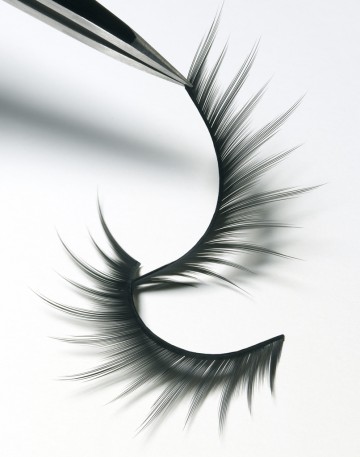 Tweezer Lash, cosmetics photography by Rich Begany