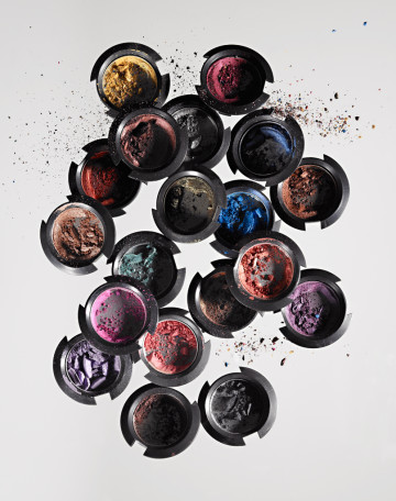 Empty Pans Scatter cosmetic photography by Rich Begany