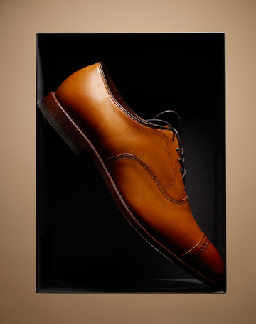 Walnut Cap Toe fashion accessory photography by Rich Begany