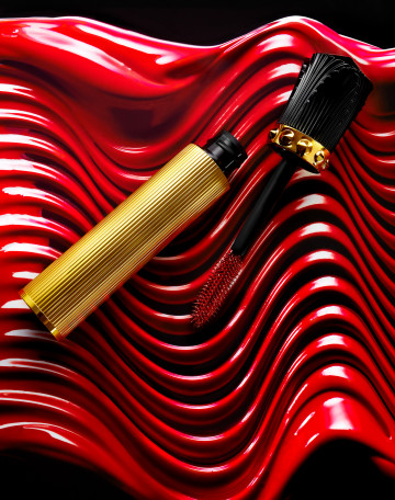 Lash Amplifying Lacquer, cosmetic product photography by Rich Begany