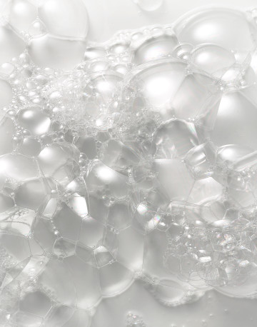 Foam Cleanser Bubbles, skincare photography by Rich Begany